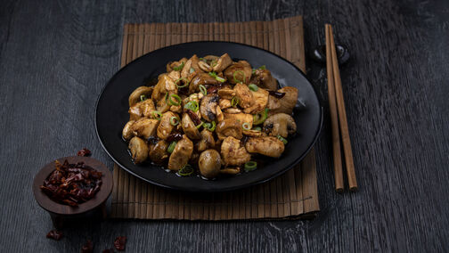 Mei Wei Dumplings - Kung Pao Chicken.jpg