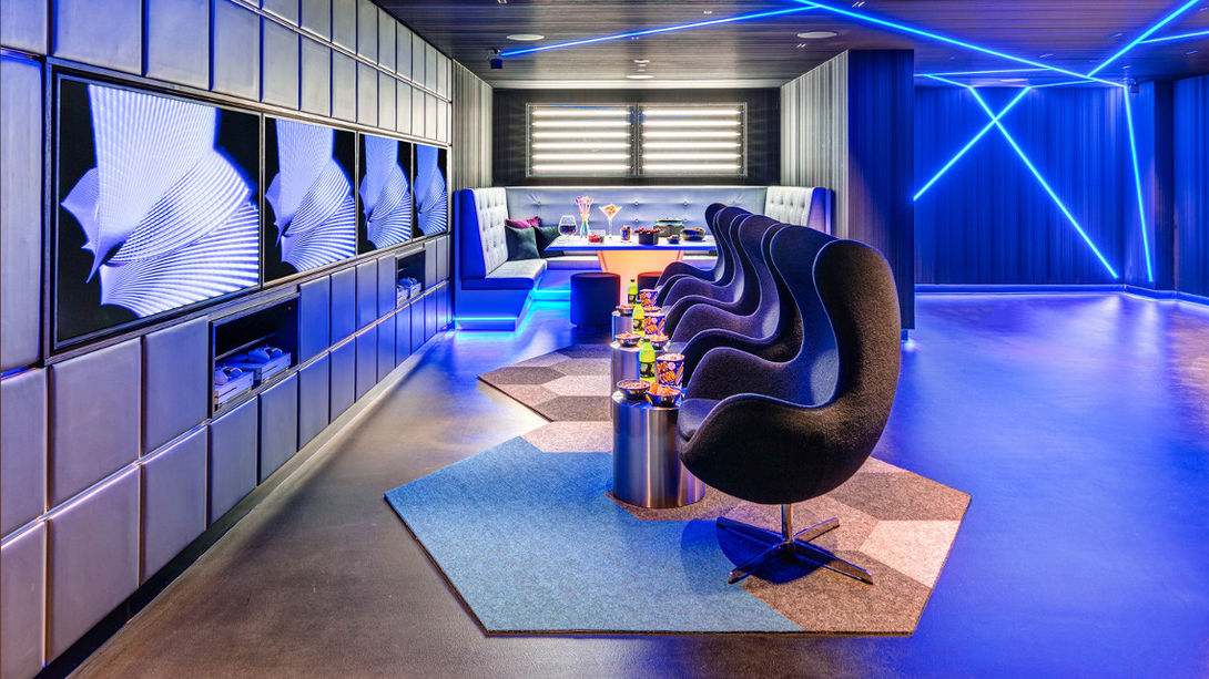 70's Glam Studio | Hotels and Spa | The Star Sydney